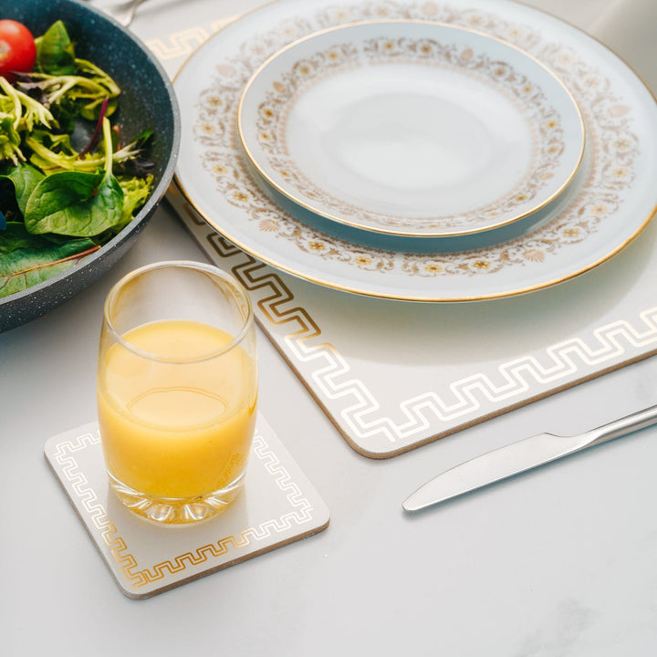 Clevinger dining placemat Clevinger Set of 4 MD Placemats Gold Border