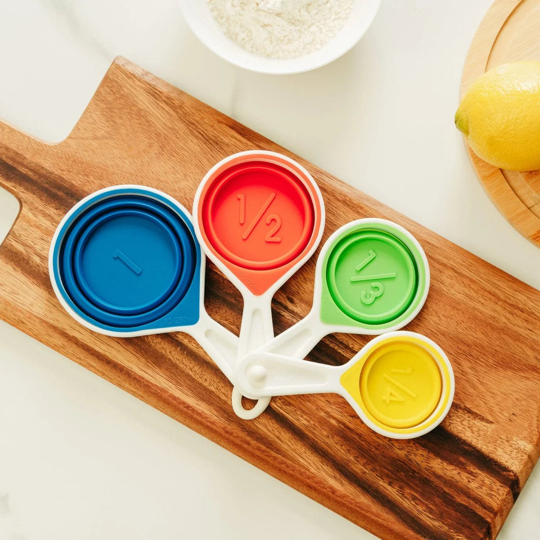 Maximize Kitchen Space with the Collapsible Silicone Measuring Cup Set