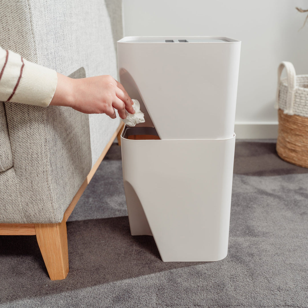 Organize Your Waste Efficiently with the Stackable Plastic Kitchen Trash Bin