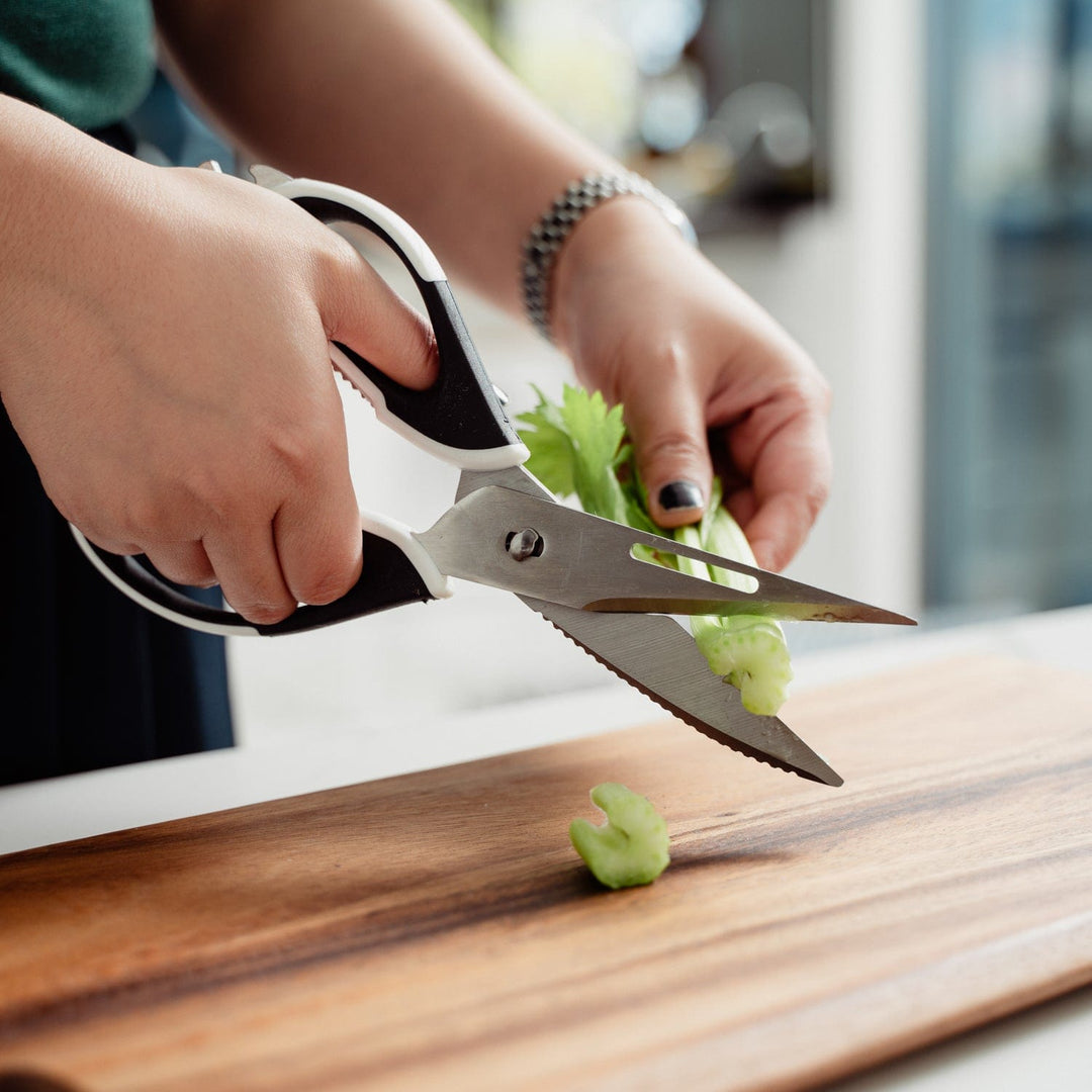 The Ultimate Kitchen Tool: Heavy-Duty Multipurpose Scissors