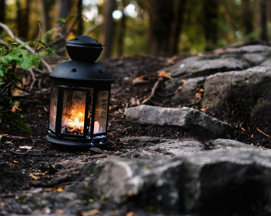 Illuminate Your Adventures with the Brillar Nomad 800 COB LED Rechargeable Lantern