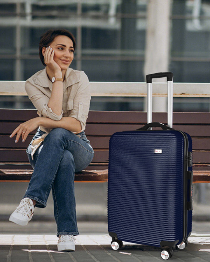 3 pcs 20"/24"/28" Digital Weighing Scale and USB Charging Port Lightweight Luggage Suitcase Blue