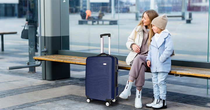 3 pcs 20"/24"/28" Digital Weighing Scale and USB Charging Port Lightweight Luggage Suitcase Blue