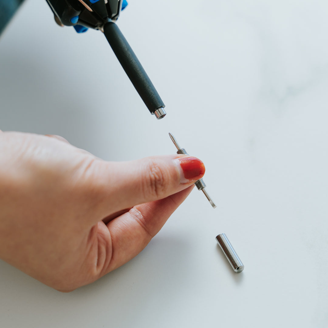 Brillar 8 in 1 Multifunction Screwdriver With LED Light