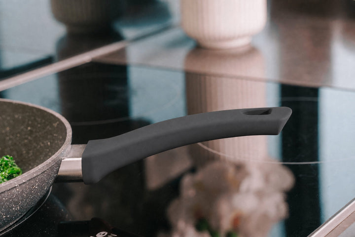 8 Pcs Clevinger Non-Stick Cookware Set